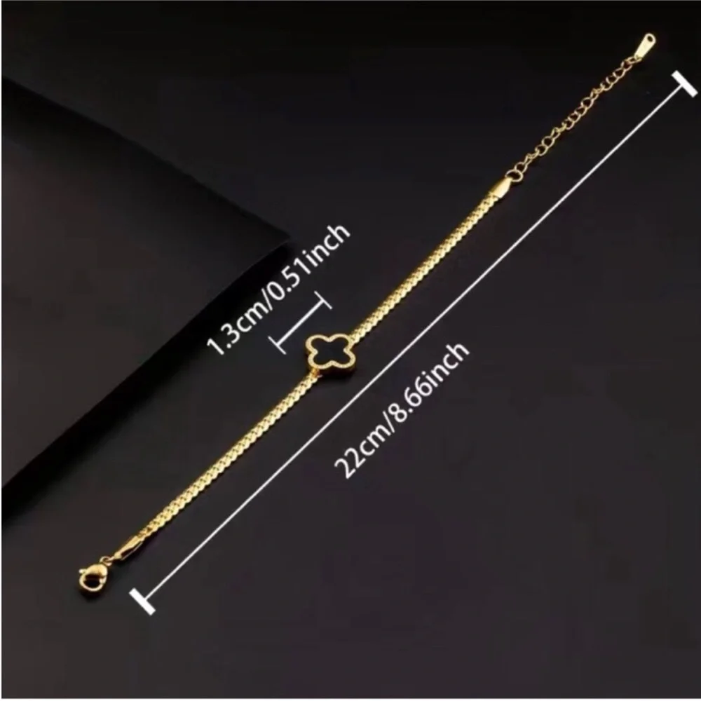 N/A women’s gold